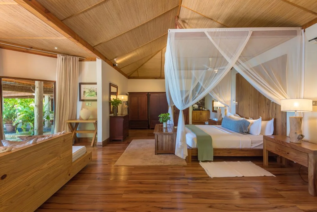 Beach Villa Main Bedroom - Ganders Travel