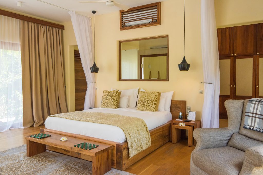 Villa Luxury villa bedroom - Ganders Travel