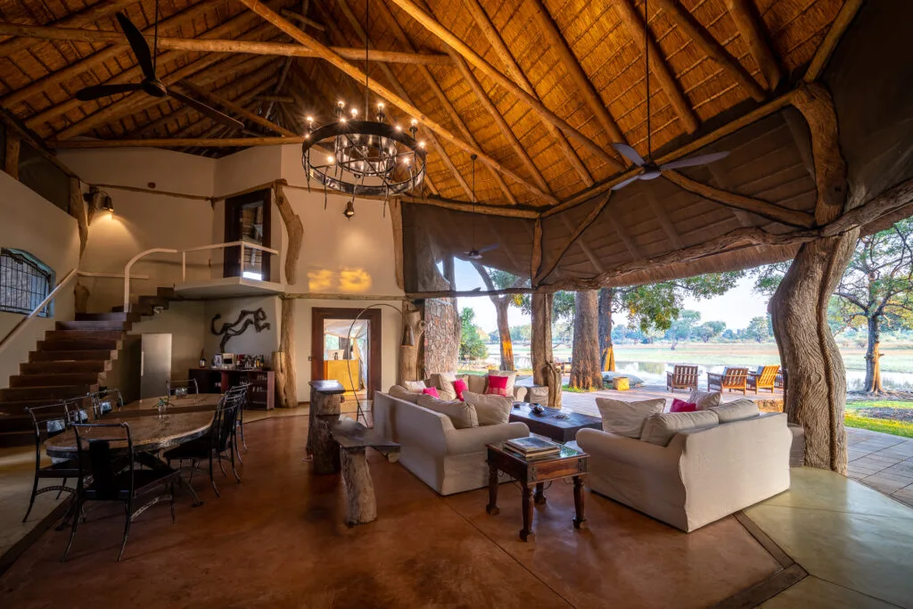 Exclusive-use safari, Luangwa Safari  House 