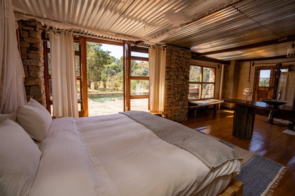 Matobo Hills, Zimbabwe, Khayelitshe House, Ganders Travel